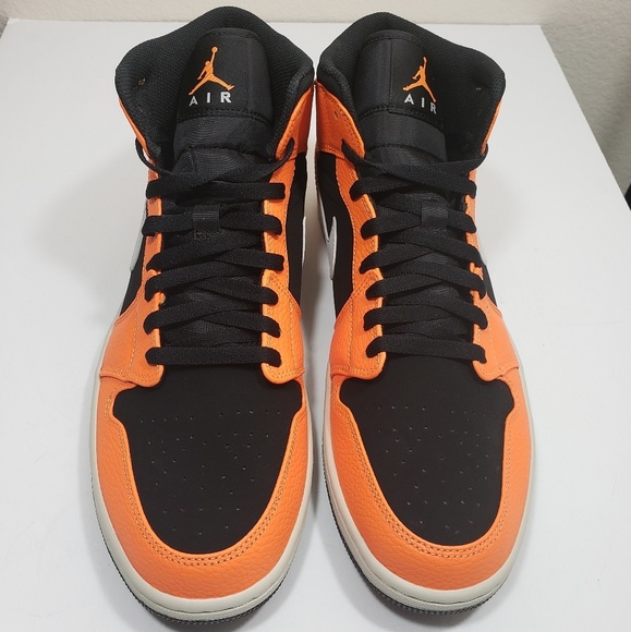 Jordan Other - Air Jordan 1 Mid